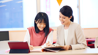 プロ講師がお子さまに合わせてできるまで個別指導
